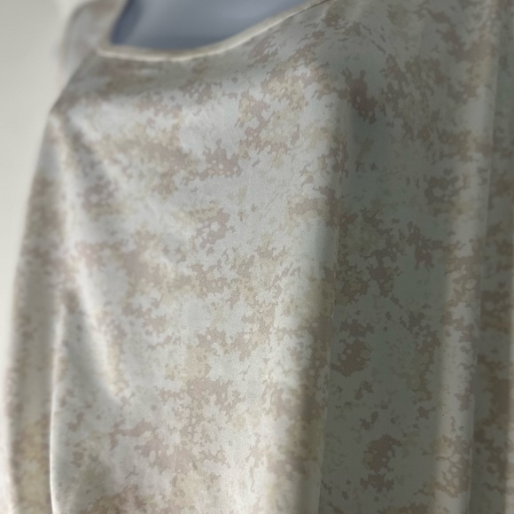 FABLETICS Nwot- Razor Back Tank! - Picture 7 of 11